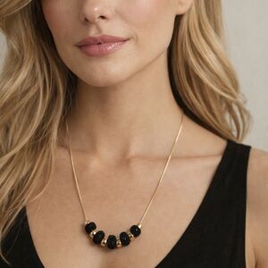 Black Sparkle Beaded Gold Tone Necklace. NWT  (BR1313/1)